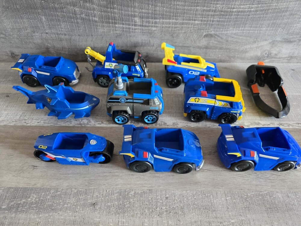 Large Lot Of Paw Patrol Chase Trucks Cars Transforming Car g42